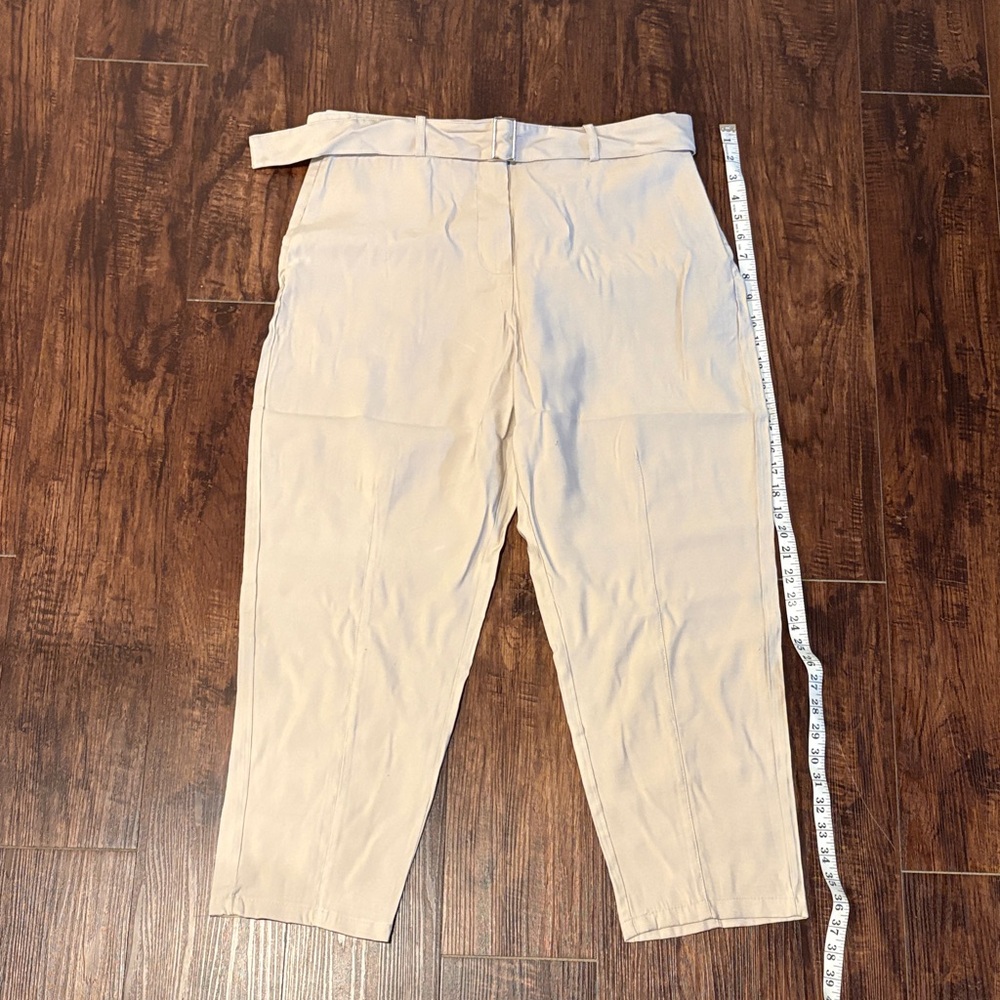 Zara Women's Cream Straight Leg Pants NWT